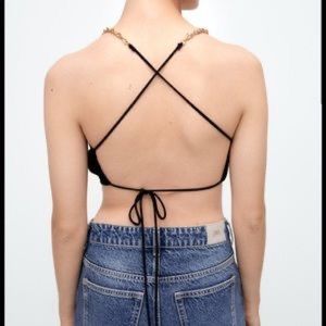 Sexy luxurious black crop top with gold chain and backless